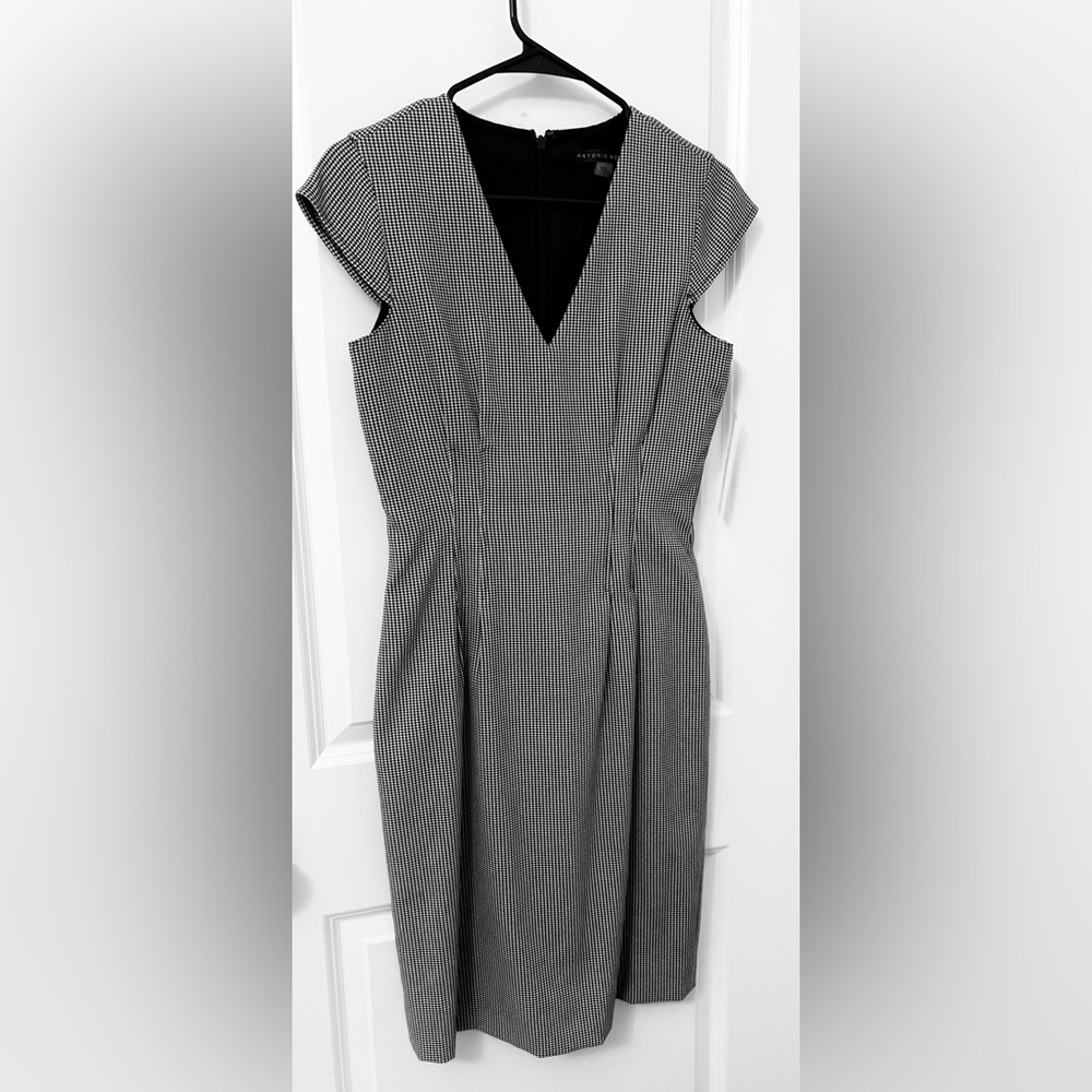 ANTONIO MELANI NWT Black and White Houndstooth Cap Sleeve Sheath Dress
